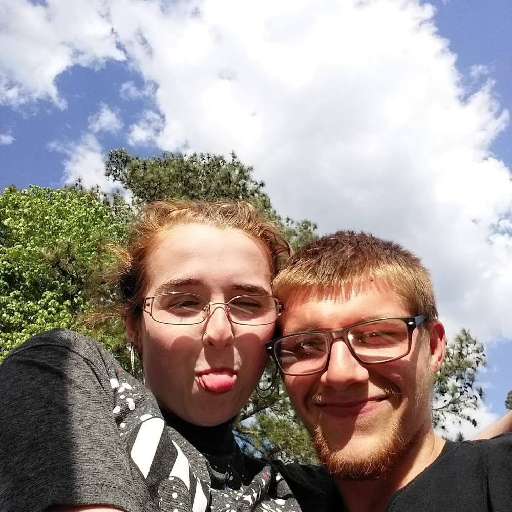 Meet your Posher, Tay